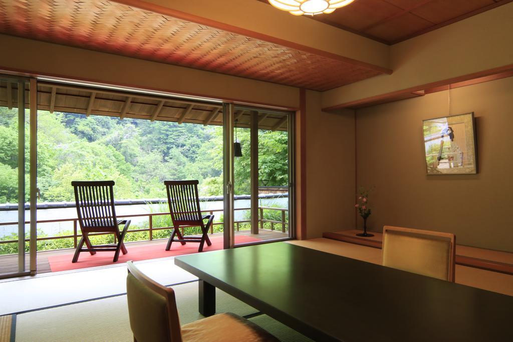 Hotel Fujiiso (Adults Only) Takayama  Esterno foto